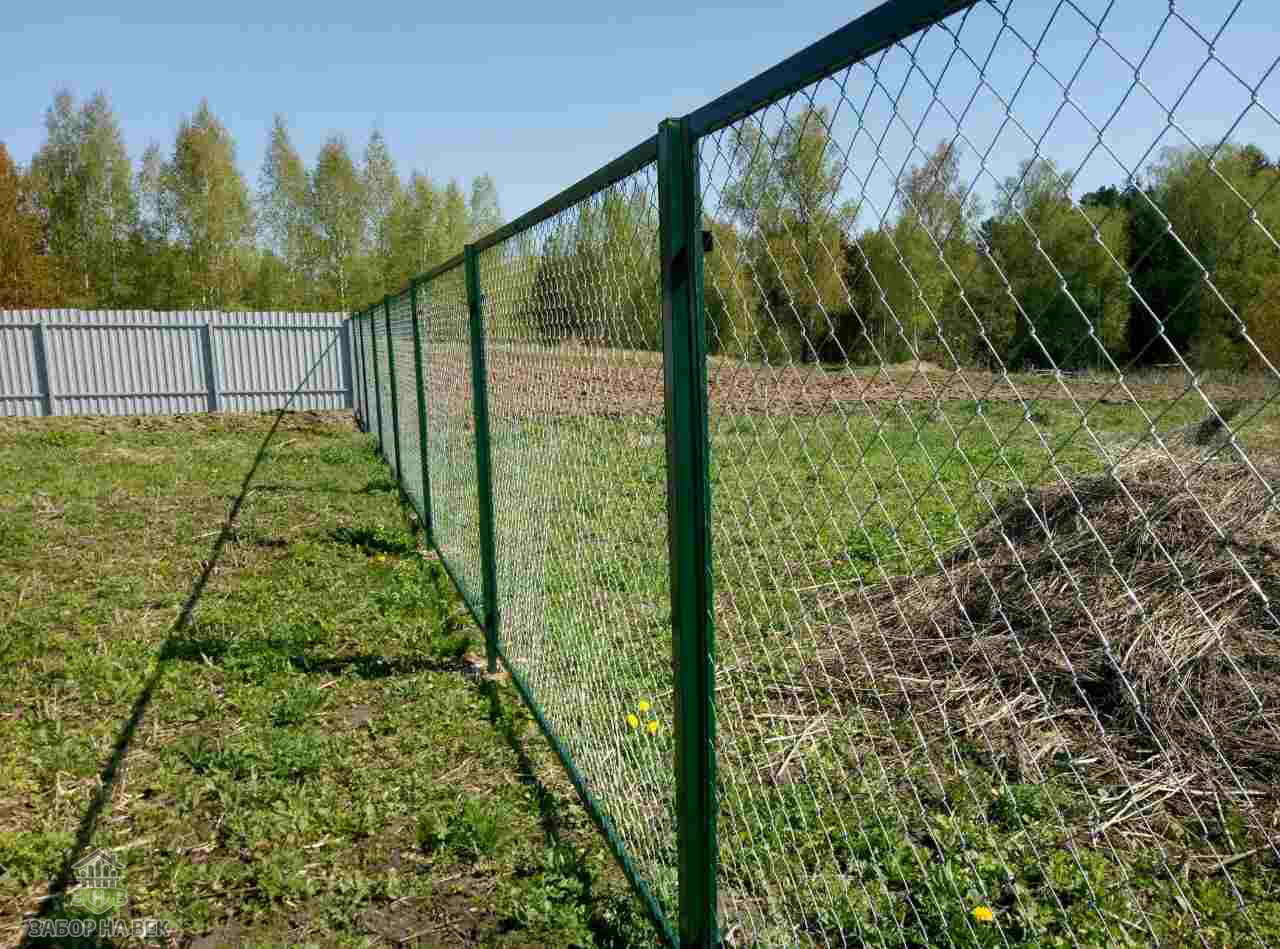Секционные заборы из сетки рабицы